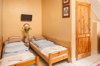 Отели типа «постель и завтрак» Pensjonat Iskra Sztum Двухместный номер с 1 кроватью или 2 отдельными кроватями-9